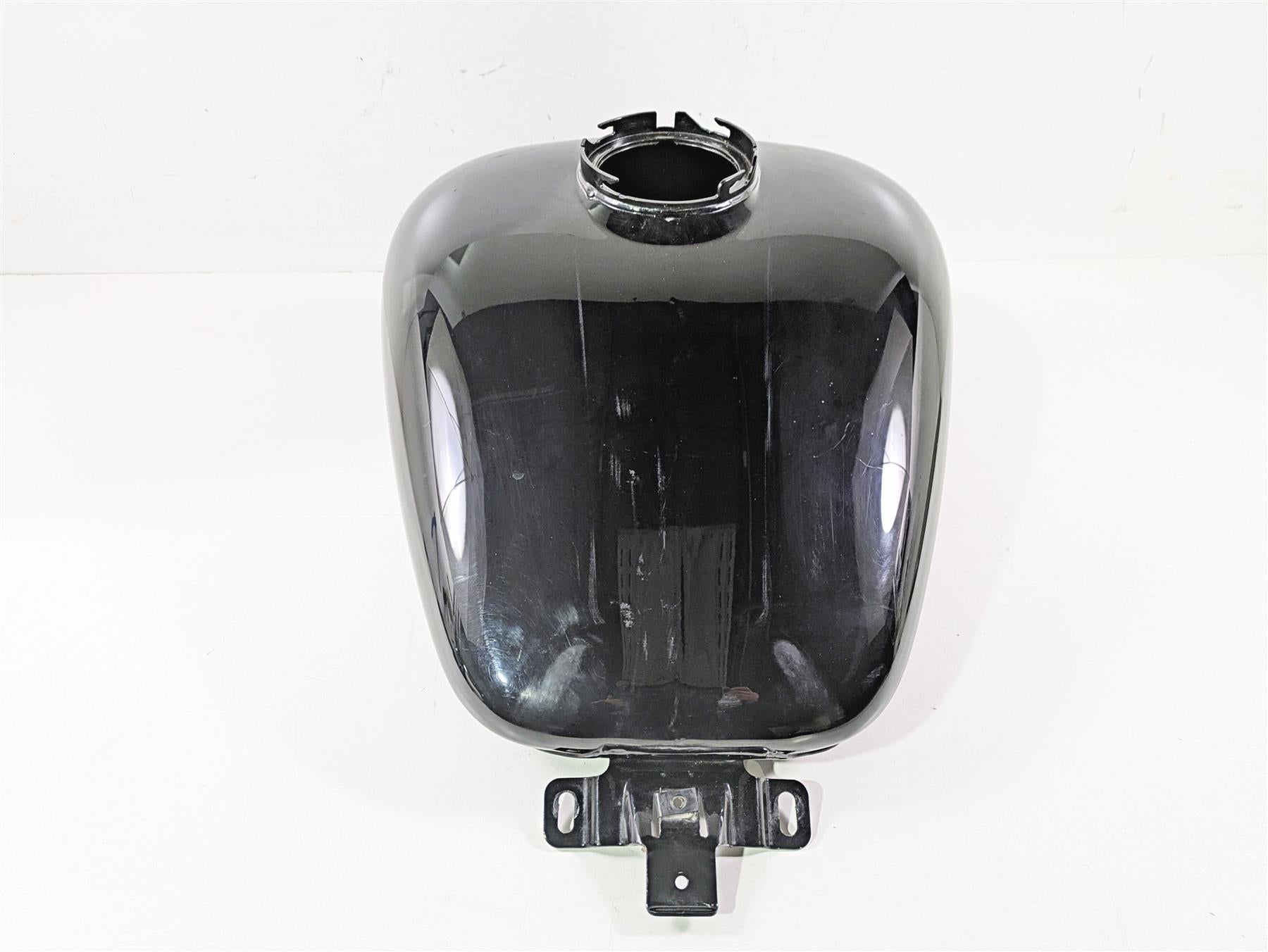 2009 Harley Touring FLHX Street Glide Fuel Gas Petrol Tank Reservoir 61356-08 {{ shop.shopifyCountryName }} - Mototech271