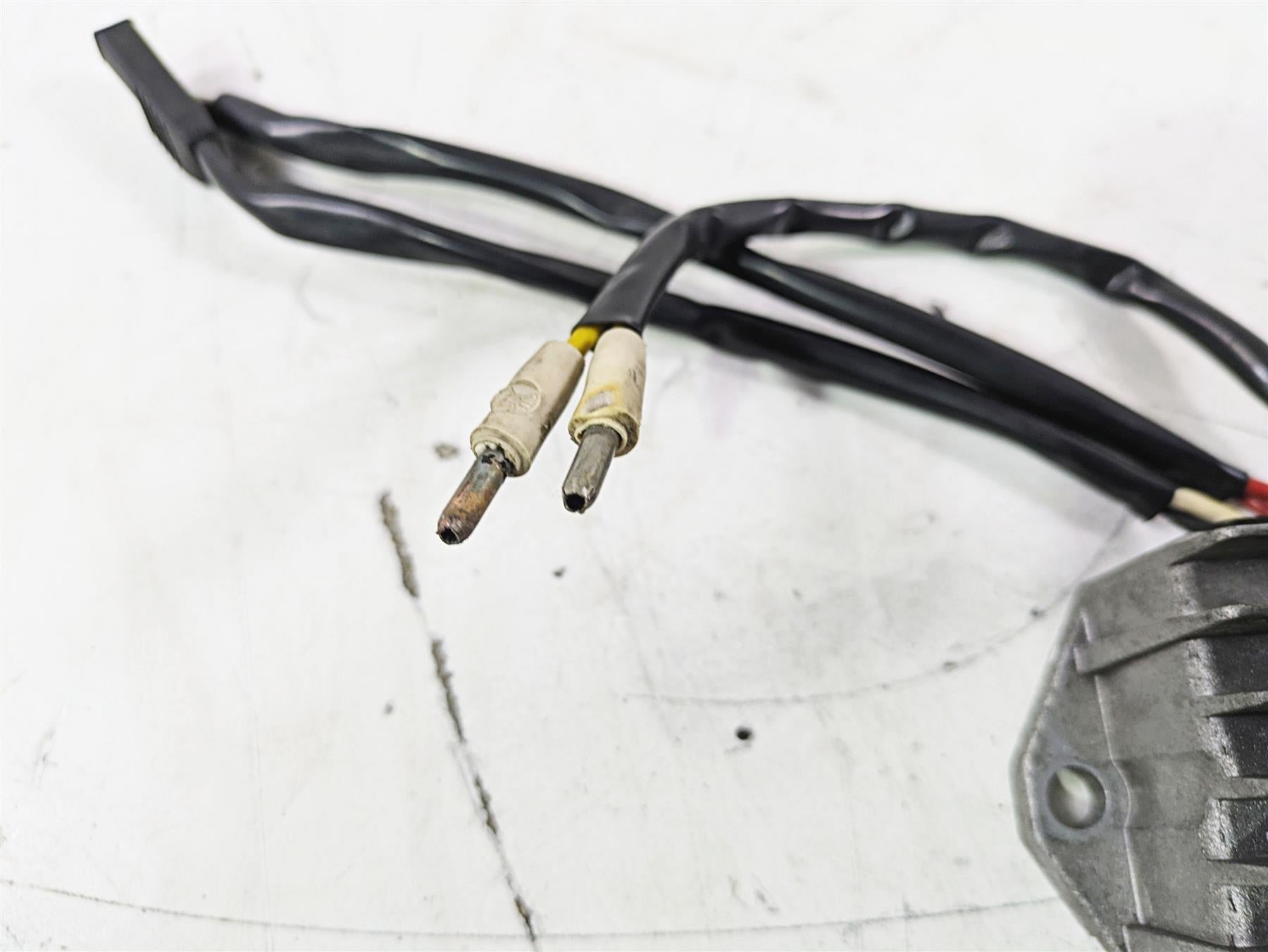 1998 Moto Guzzi California 1100 EV Rectifier Voltage Regulator GU37703805 {{ shop.shopifyCountryName }} - Mototech271