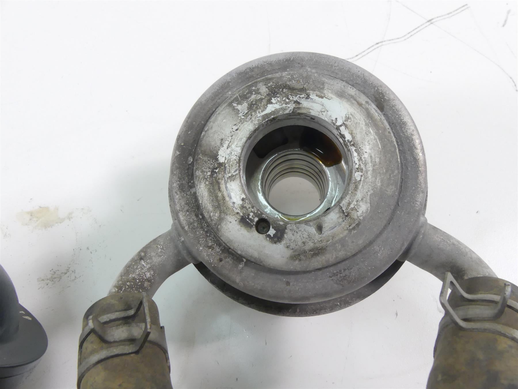 2015 Yamaha MT09 FZ09 Oil Cooler Assembly 1RC-13470-00-00 {{ shop.shopifyCountryName }} - Mototech271