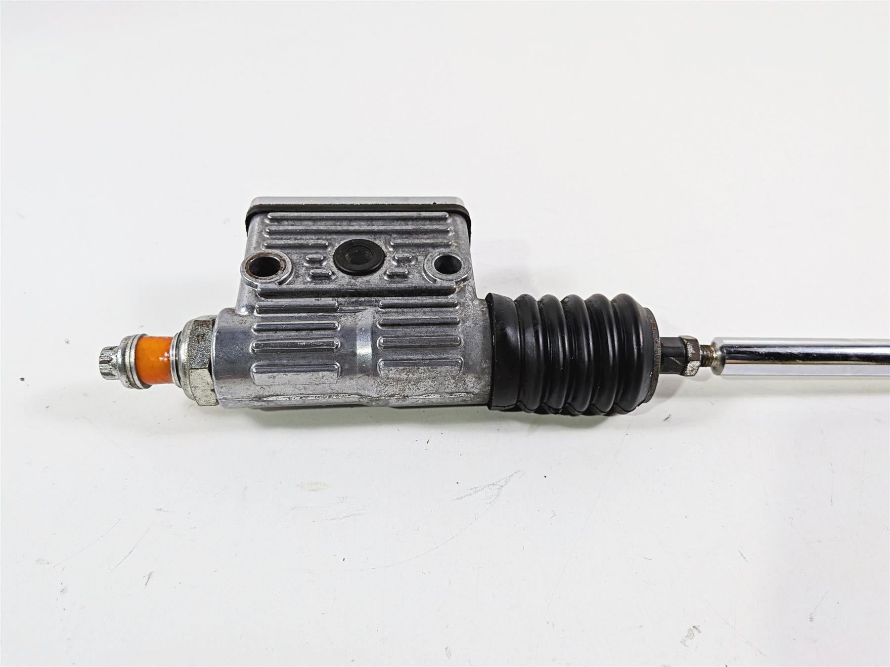 1995 Harley XL883 Sportster Hugger Rear Master Cylinder & Brake Rod 42456-87D {{ shop.shopifyCountryName }} - Mototech271