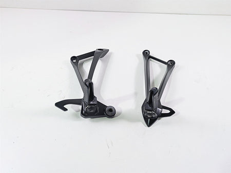2016 Kawasaki ZX10R Ninja Rear Passenger Footpeg Rest Set 35063-0700-18R {{ shop.shopifyCountryName }} - Mototech271