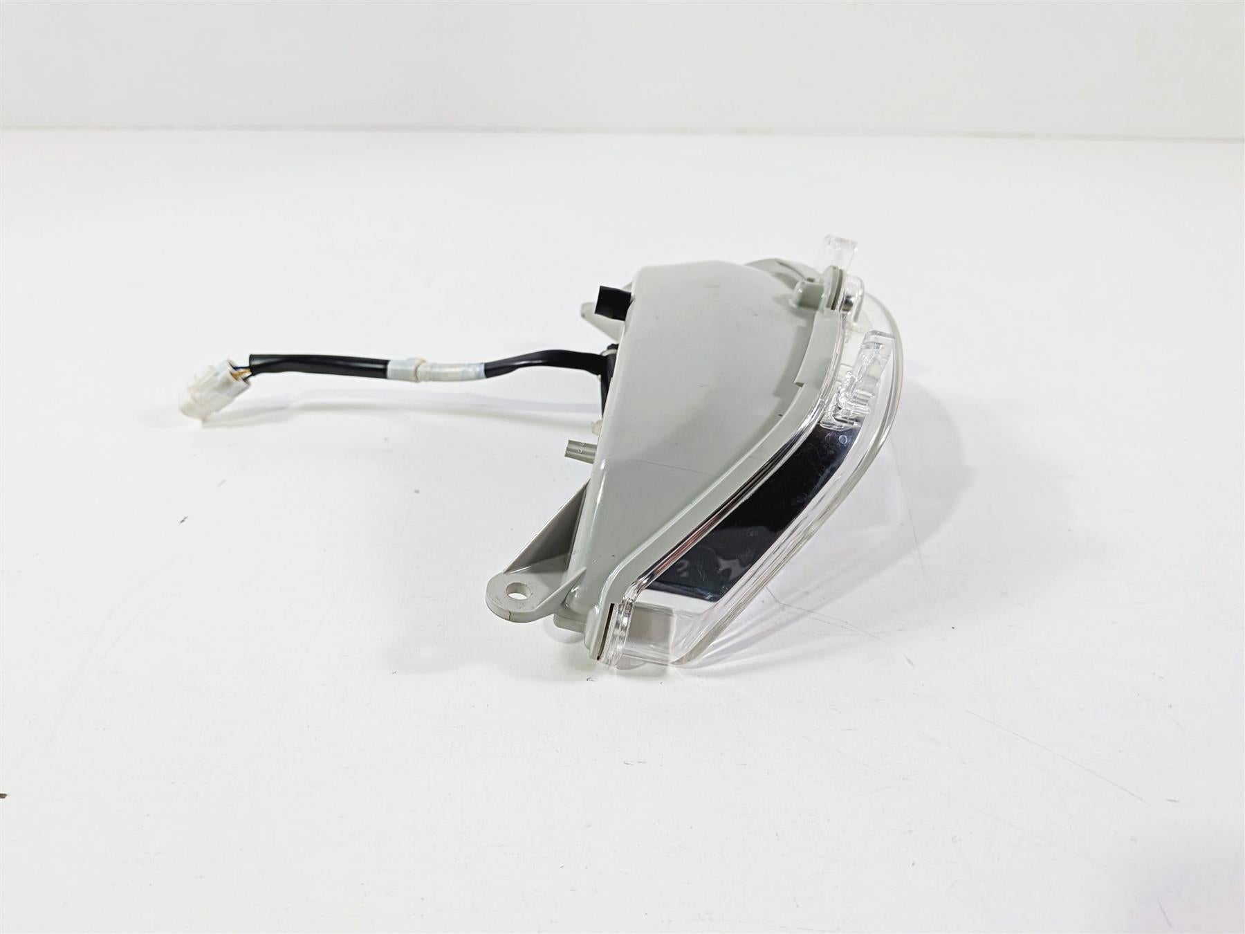 2009 Yamaha VMX17 V-Max 1700 Taillight Tail Stop Brake Light 2S3-84710-00-00-Mototech271