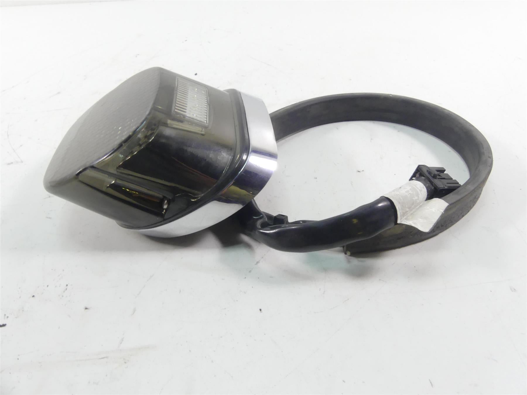 2012 Harley Touring FLHTK Electra Glide Taillight Tail Light & Wiring 68140-04 {{ shop.shopifyCountryName }} - Mototech271