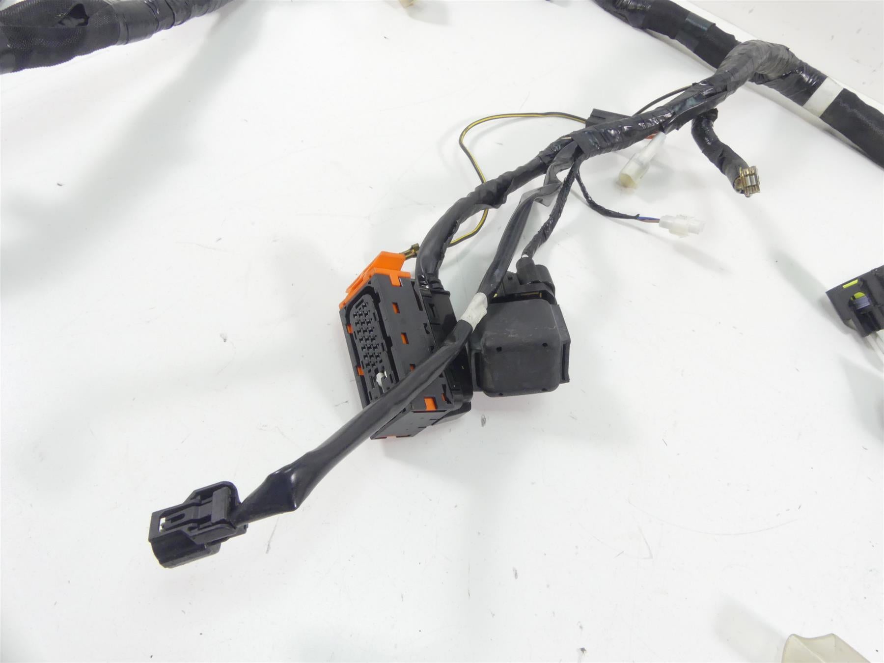 2019 Kawasaki ZX1400 ZX-14R Ninja Main Wiring Harness Loom - No Cuts 26031-1937 {{ shop.shopifyCountryName }} - Mototech271