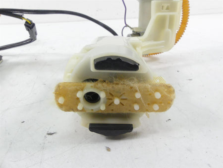 2009 Harley FXDF Dyna Fat Bob Fuel Petrol Gas Pump & Level Sending Unit 75218-04 {{ shop.shopifyCountryName }} - Mototech271