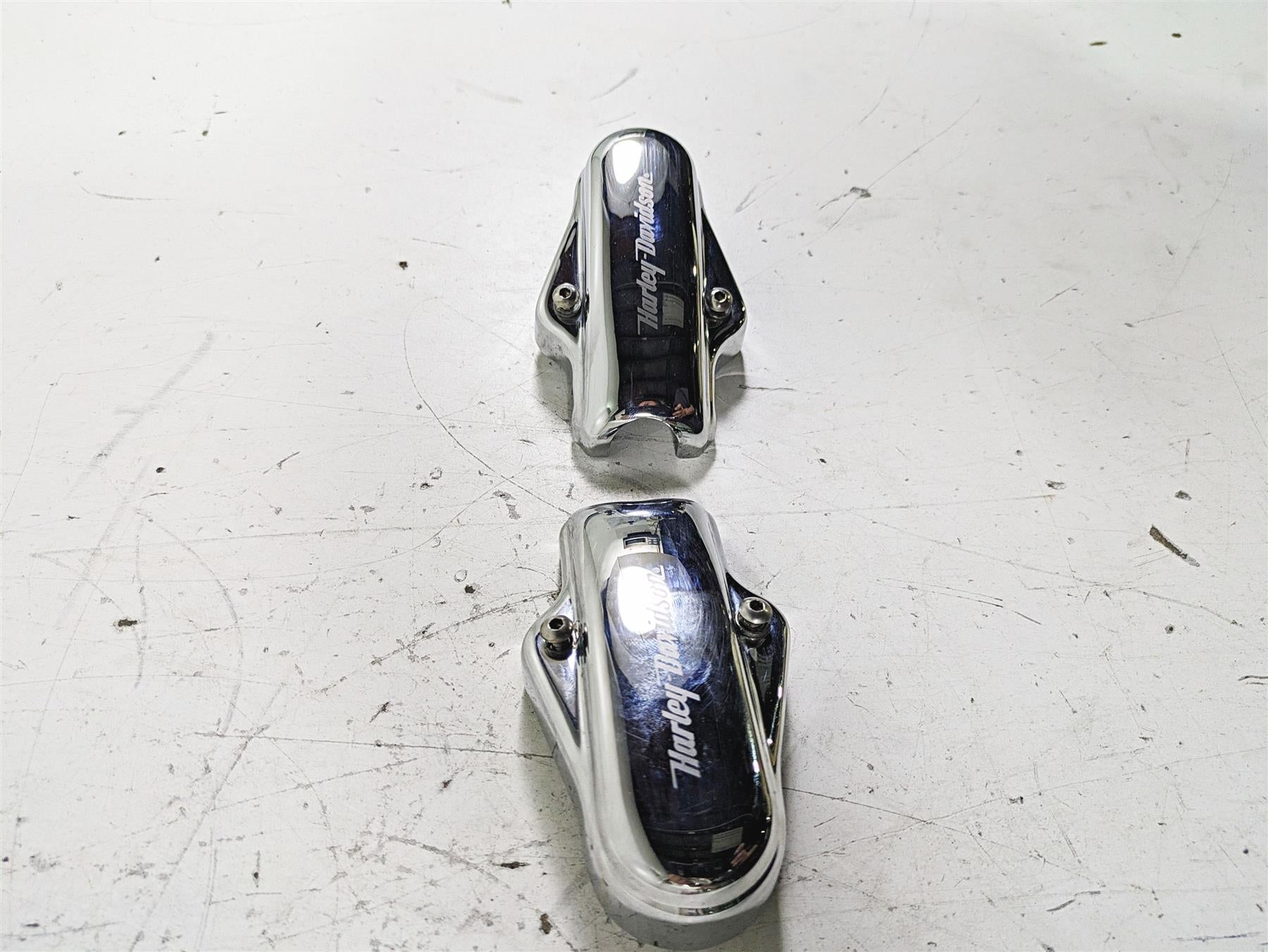2005 Harley Softail FLSTFSE CVO Fat Boy Rear Axle Covers & Mounts 44500-03 {{ shop.shopifyCountryName }} - Mototech271