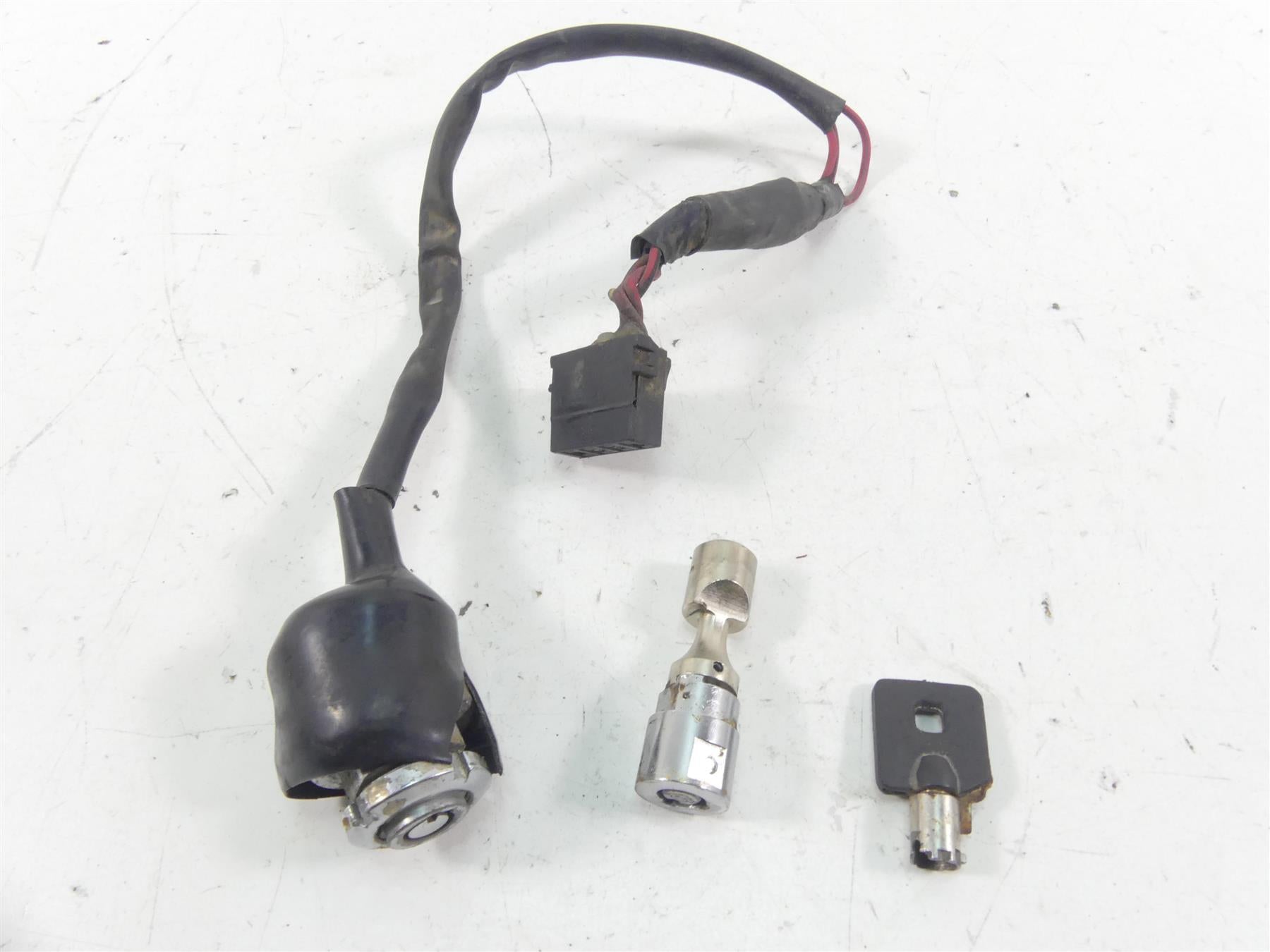 1998 Harley Dyna FXDL Low Rider Ignition Switch Key Lock Set - Read 71421-90B | Mototech271