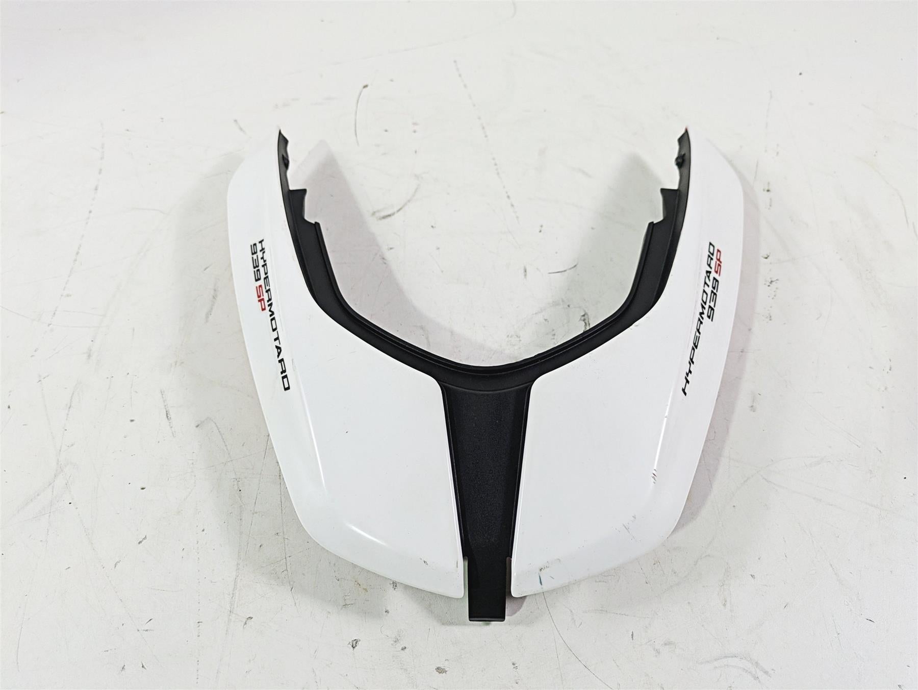 2018 Ducati Hypermotard 939 SP Rear Tail Fairing Side Cover 483P1762AK 483P1772A {{ shop.shopifyCountryName }} - Mototech271