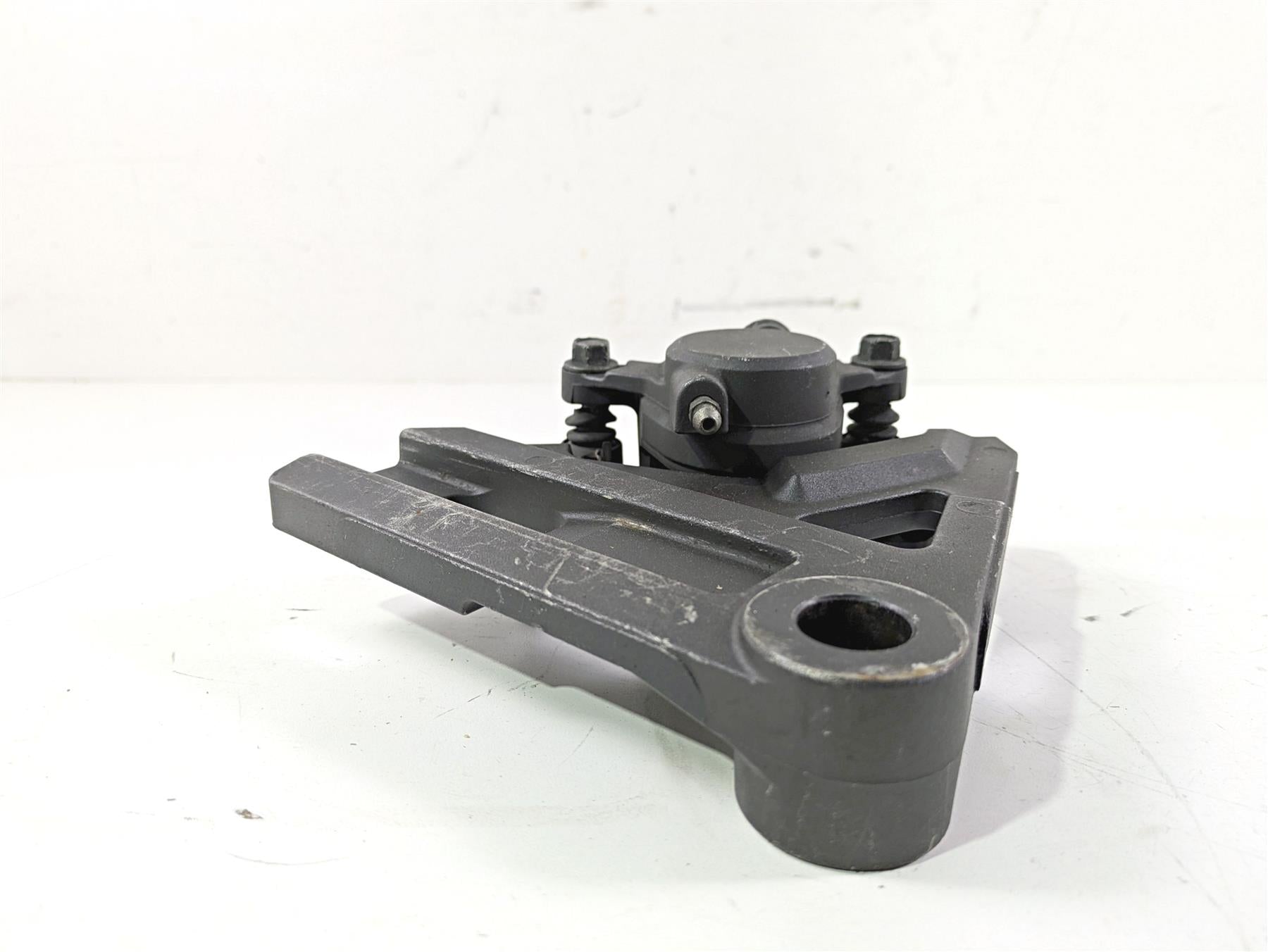 2008 Yamaha XVS1300 V-Star Tourer Rear Brake Caliper & Bracket 3D8-2580W-00-00 {{ shop.shopifyCountryName }} - Mototech271
