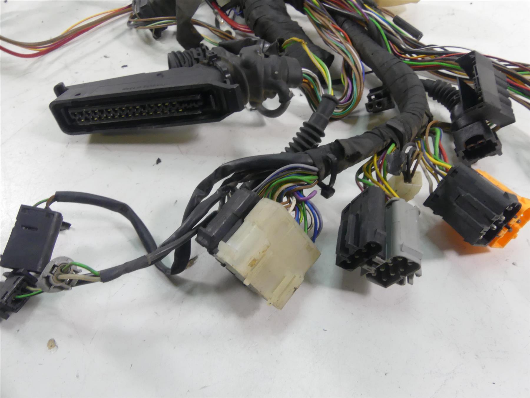 1999 BMW R1100 GS 259E Abs Wiring Harness Loom -Read 61112306487 {{ shop.shopifyCountryName }} - Mototech271