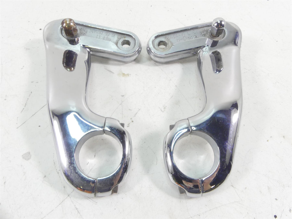 2011 Harley Touring FLTRX Road Glide Front Blinker Lights & Mounts Set 69272-05 {{ shop.shopifyCountryName }} - Mototech271