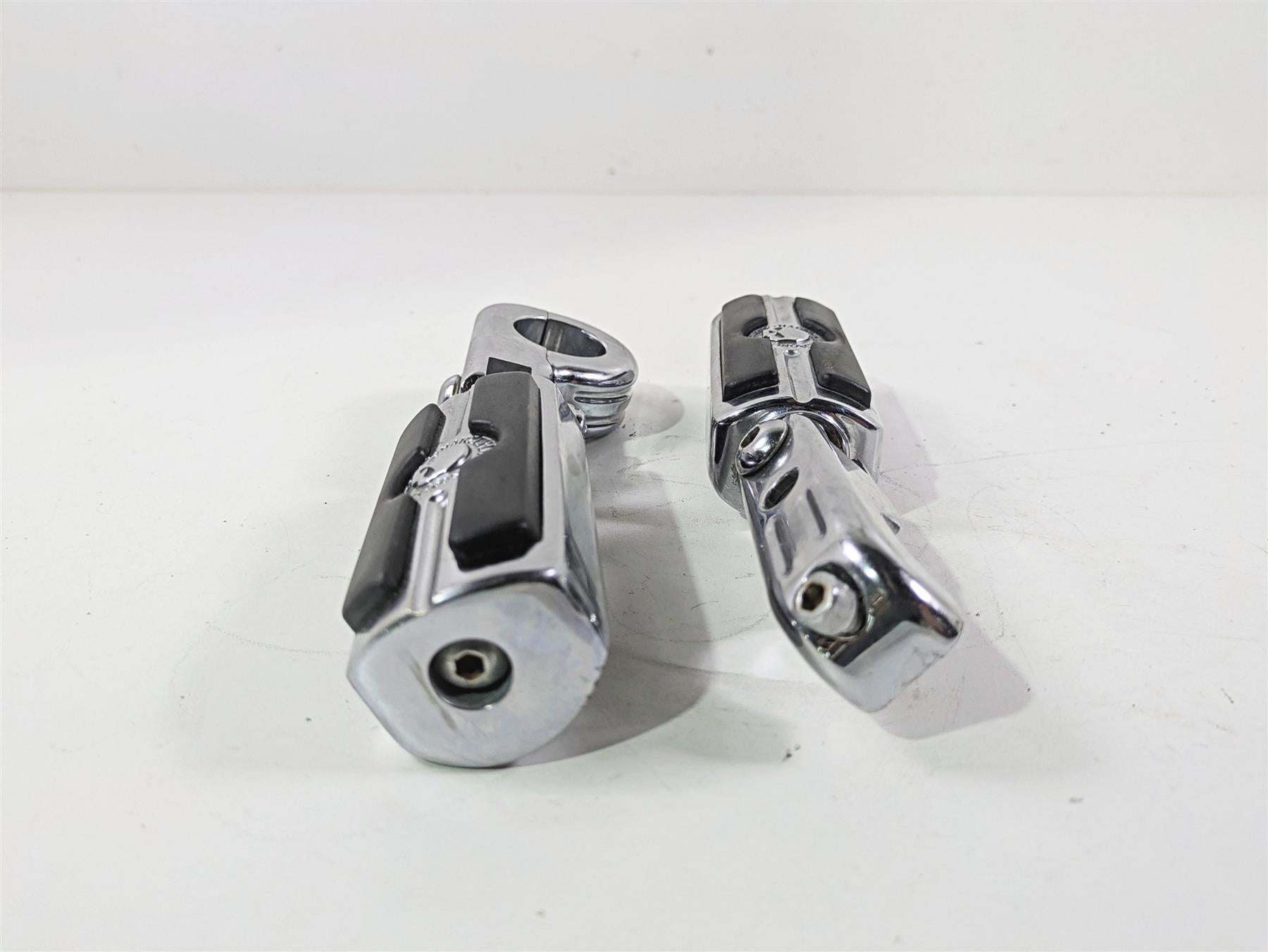 1999 Harley Touring FLHTCUI E-Glide Willie G Skull Highway Bar Pegs READ {{ shop.shopifyCountryName }} - Mototech271