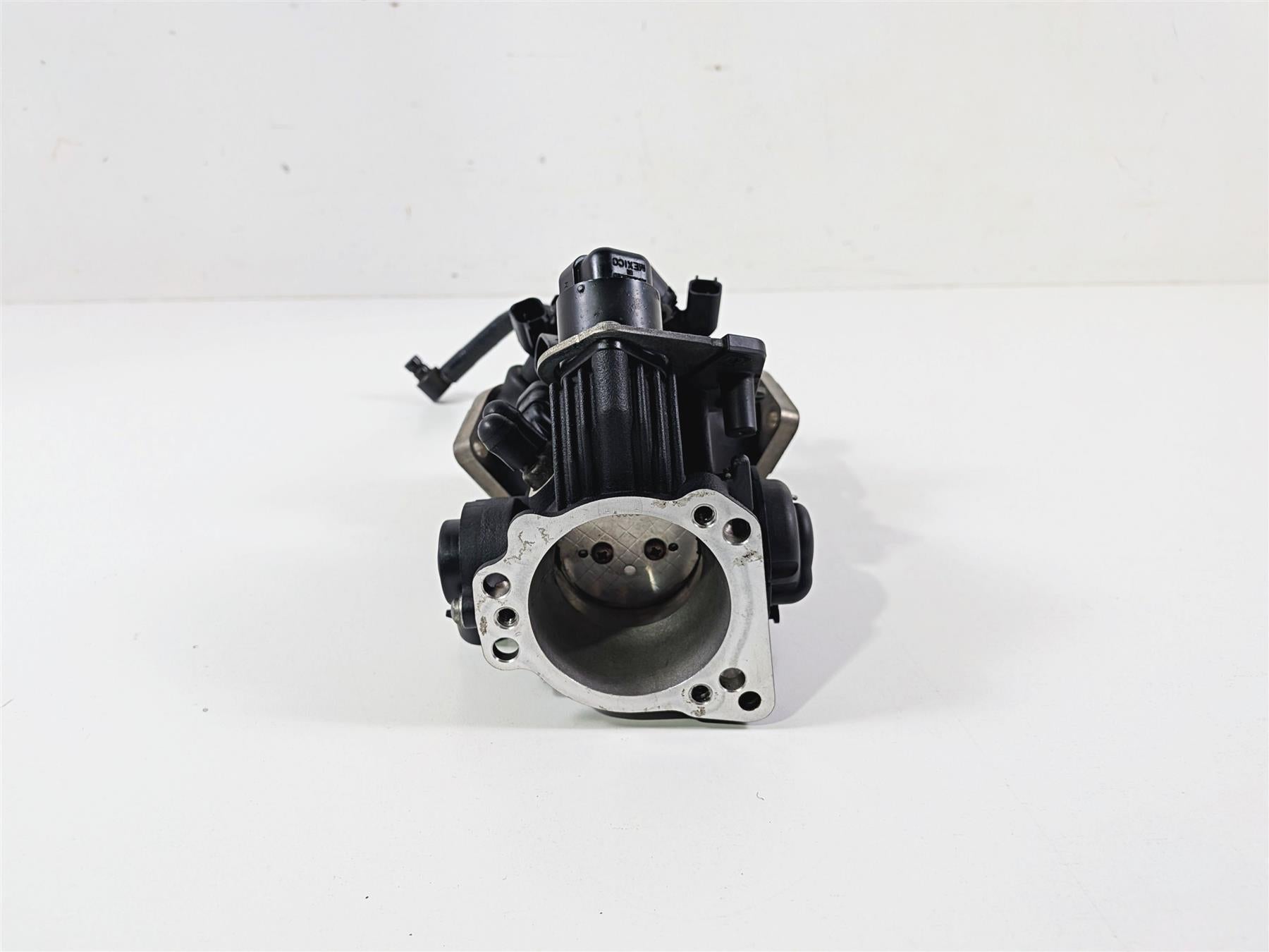 2014 Harley FXDL Dyna Low Rider Throttle Body Fuel Injectors 27708-10A {{ shop.shopifyCountryName }} - Mototech271