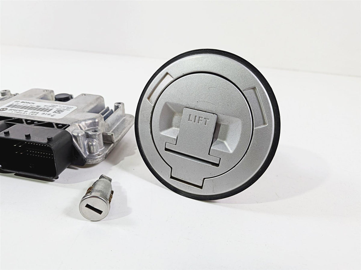 2017 BMW S1000RR K46 Cdi Ignition Switch Key Lock Set 13618354916 51258531637 {{ shop.shopifyCountryName }} - Mototech271