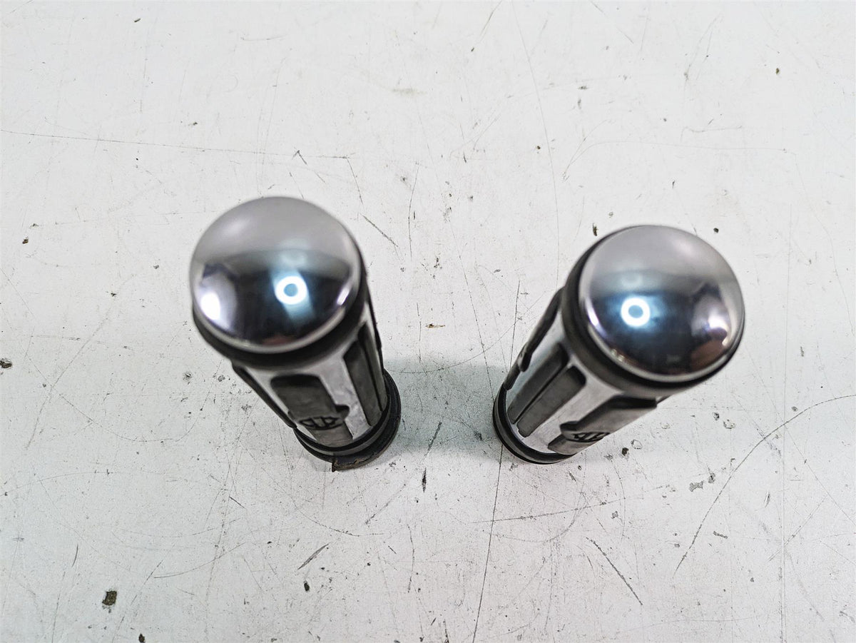 2008 Harley FLHTCU Electra Glide Oem Chrome Rubber Hand Grip Set 56246-08 {{ shop.shopifyCountryName }} - Mototech271