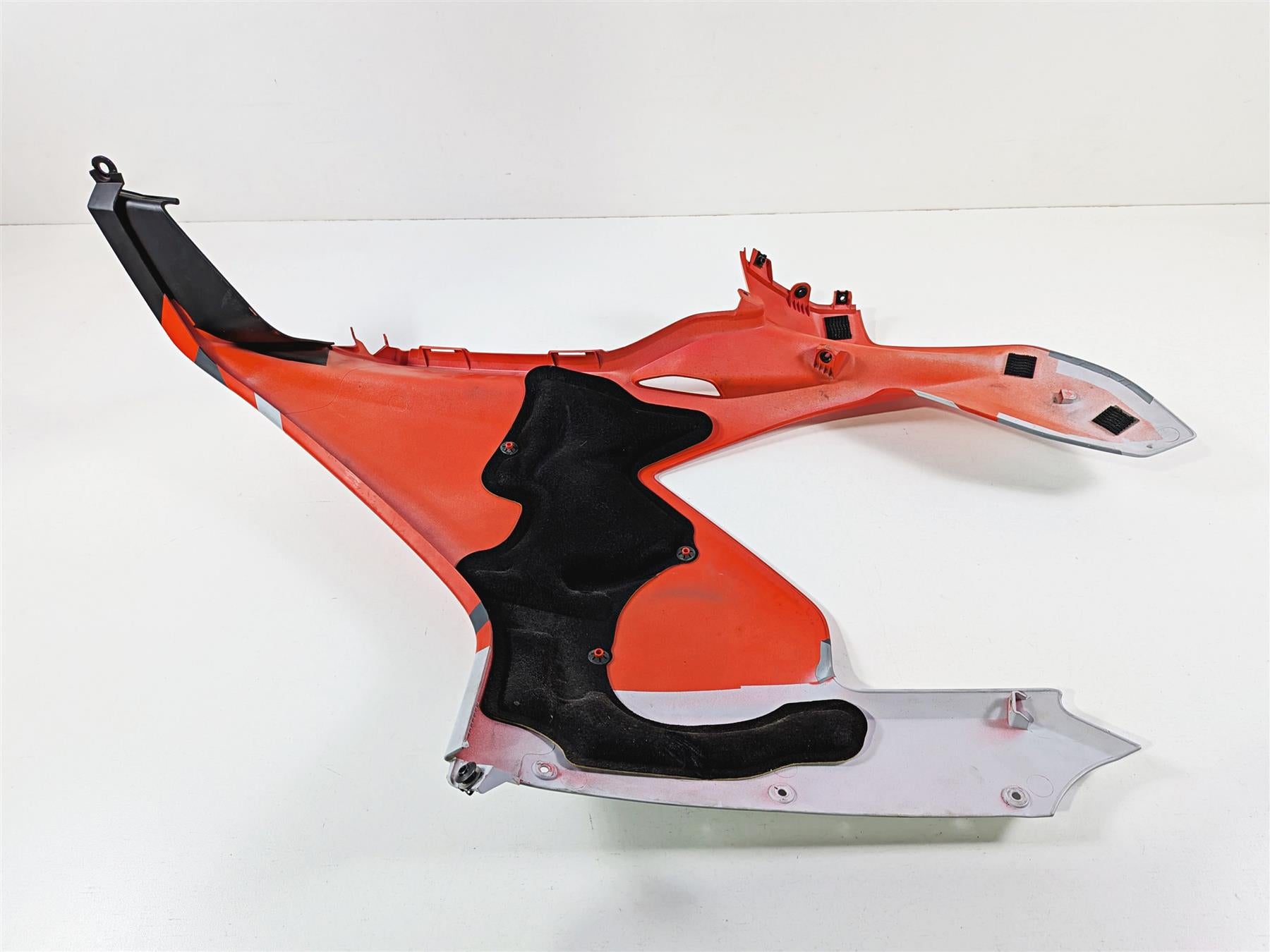 2019 Ducati Panigale V4S V4 S Corse Right Upper Main Fairing Cover 48019172AA {{ shop.shopifyCountryName }} - Mototech271