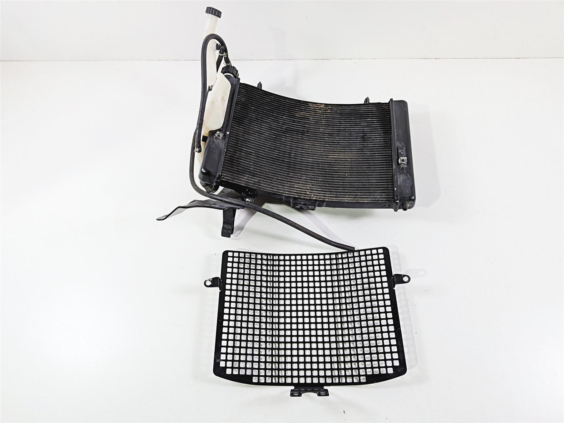 2016 KTM 1290 Super Adventure Radiator Fan Reservoir Set - No Leaks 60335010100 {{ shop.shopifyCountryName }} - Mototech271
