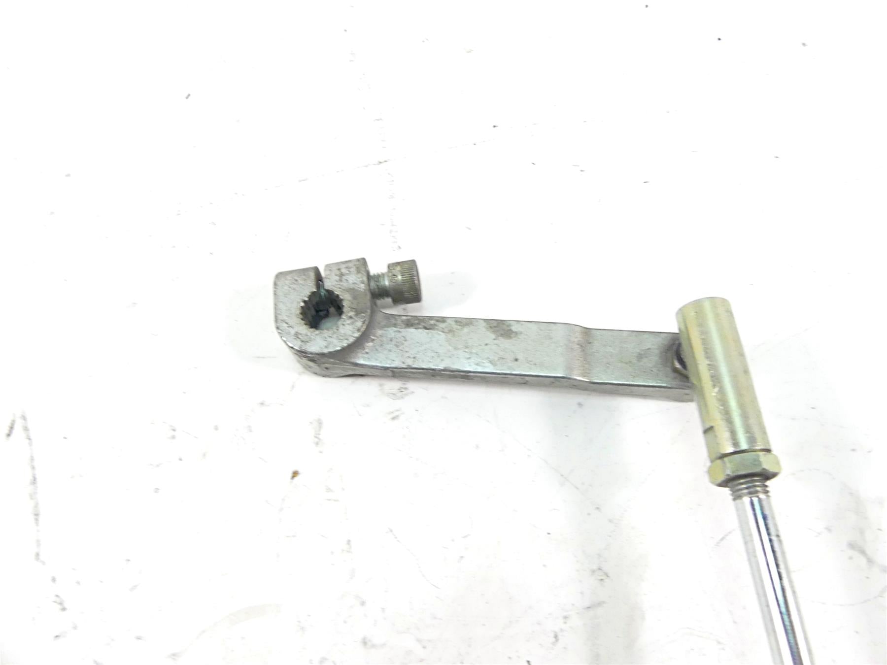 2008 Harley Touring FLHX Street Glide Shifter Shift Lever Pedal & Links 33895-82 {{ shop.shopifyCountryName }} - Mototech271