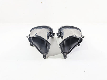 2020 Harley Touring FLTRK Road Glide Front Air Inlet Duct Set 29200136 292001393 {{ shop.shopifyCountryName }} - Mototech271