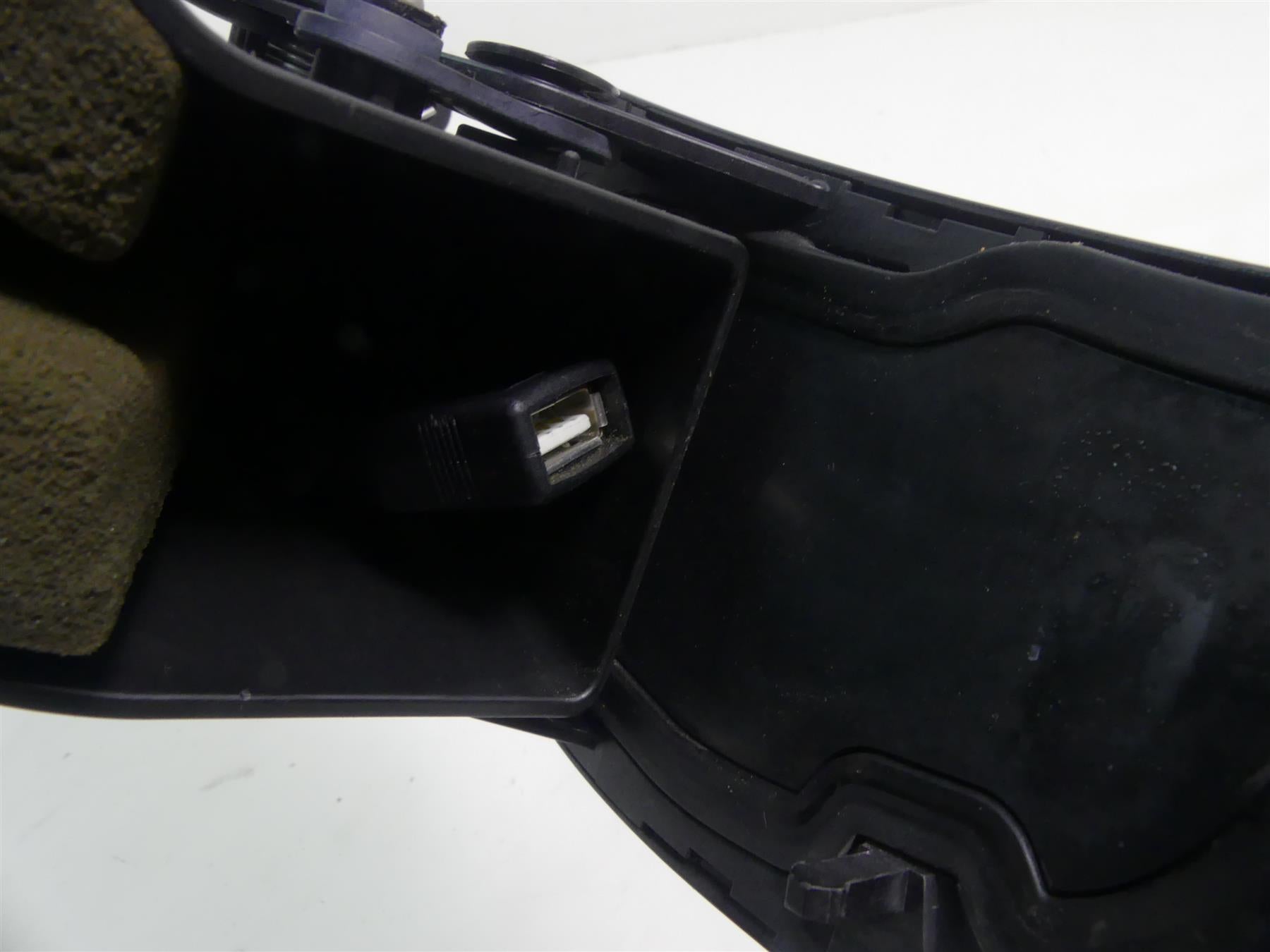 2014 Harley Touring FLHXS Street Glide Sp Front Fairing Compartment Box 76000107 {{ shop.shopifyCountryName }} - Mototech271