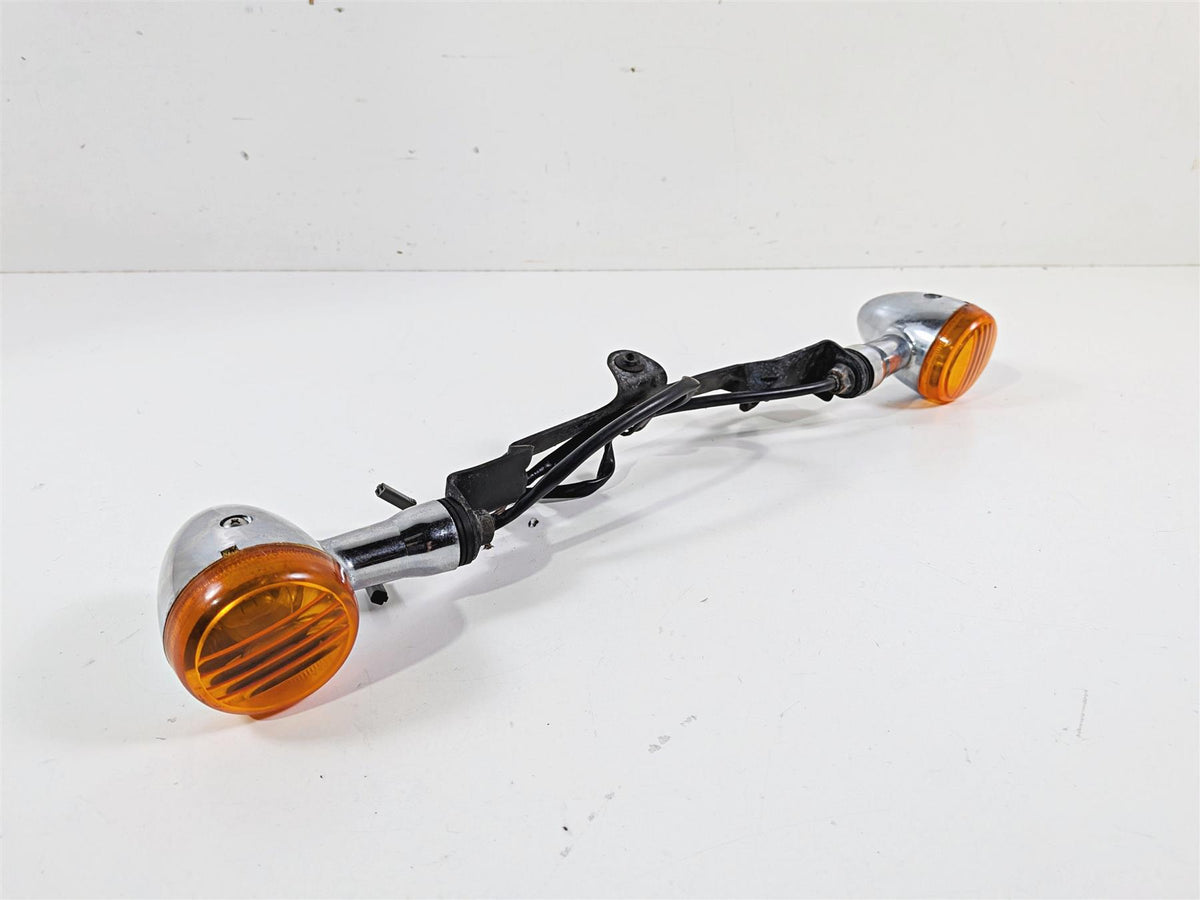 2006 Suzuki VL800 C50 Boulevard Front Blinkers & Mount Bar 35601-41FB1 {{ shop.shopifyCountryName }} - Mototech271