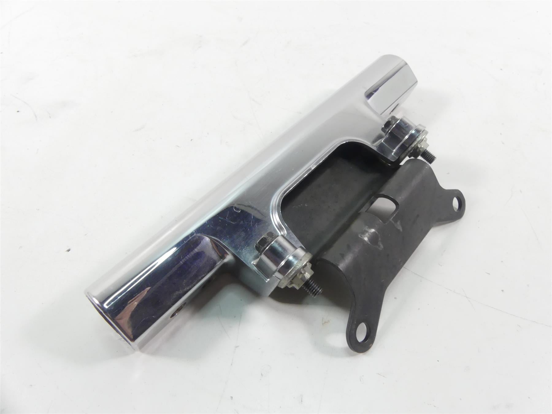 2009 Honda VTX1300 Touring Front Chrome Signal Blinker Bar Cover 33490-MBA-000 {{ shop.shopifyCountryName }} - Mototech271