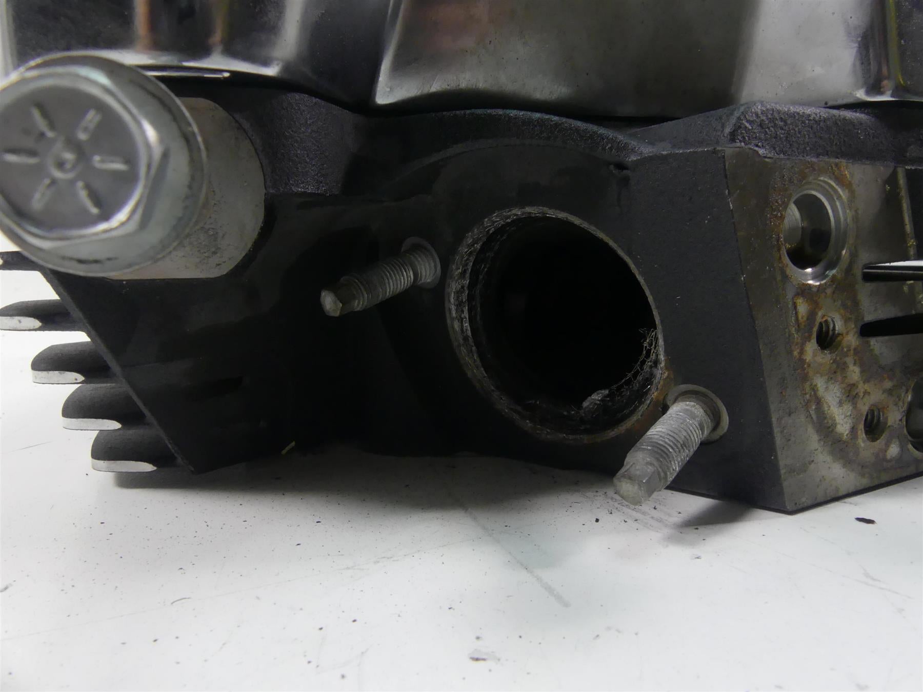 2021 Harley Softail FLSB Sport Glide Cylinder Head M8 107ci Set 16500388 {{ shop.shopifyCountryName }} - Mototech271