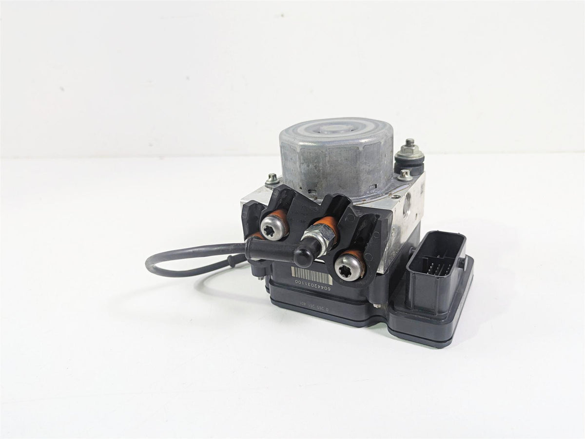 2017 KTM 1290 Super Duke GT Abs Brake Pump Control Module 60442031144 {{ shop.shopifyCountryName }} - Mototech271