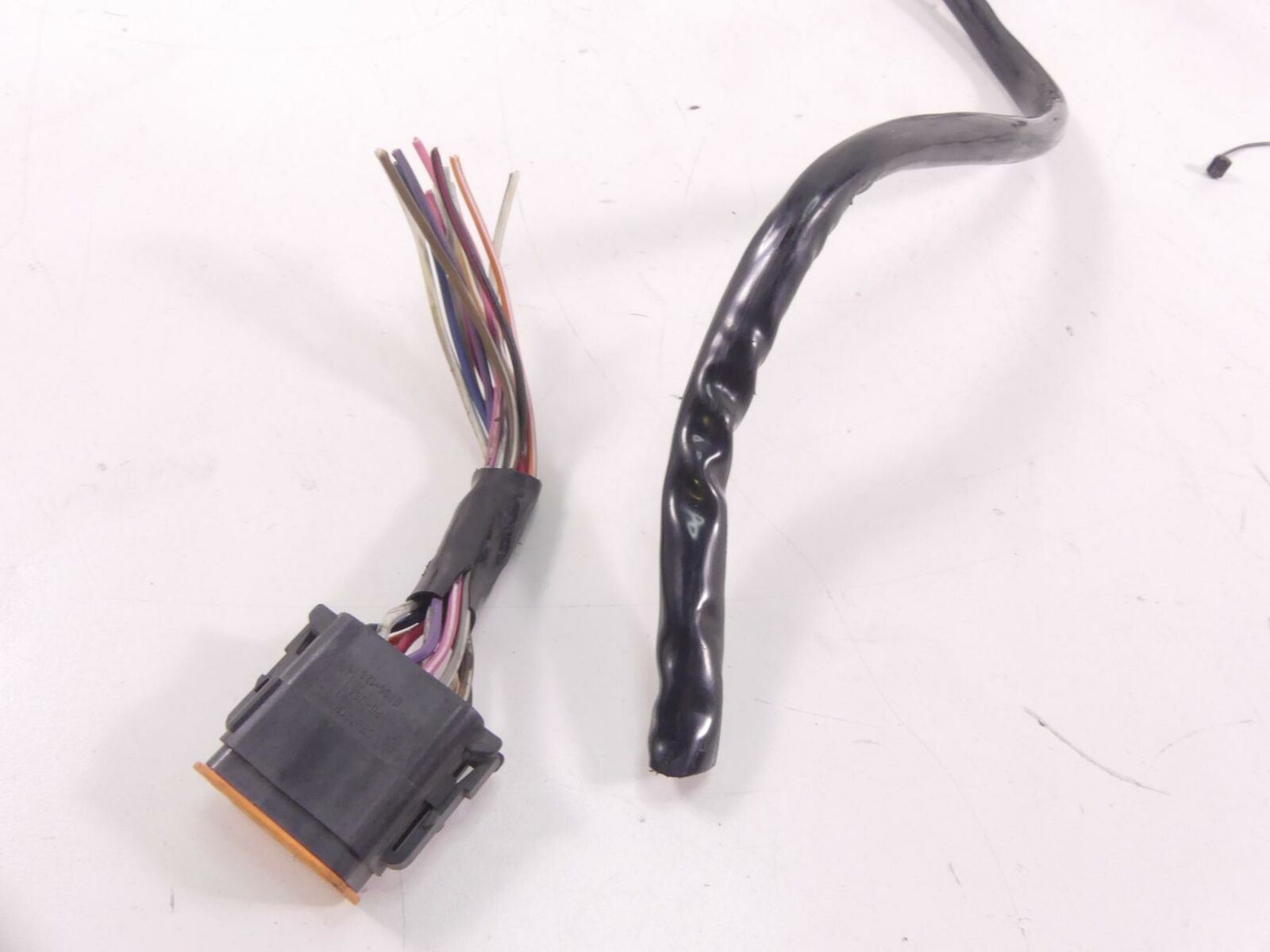 2005 Harley Touring CVO FLHTCSE Electra Glide Right Cntrl Switch -Read 71589-96 {{ shop.shopifyCountryName }} - Mototech271