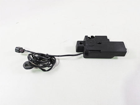 2017 Indian Chieftain Limited Right Bag Lock Control Module Lock 4017838 {{ shop.shopifyCountryName }} - Mototech271