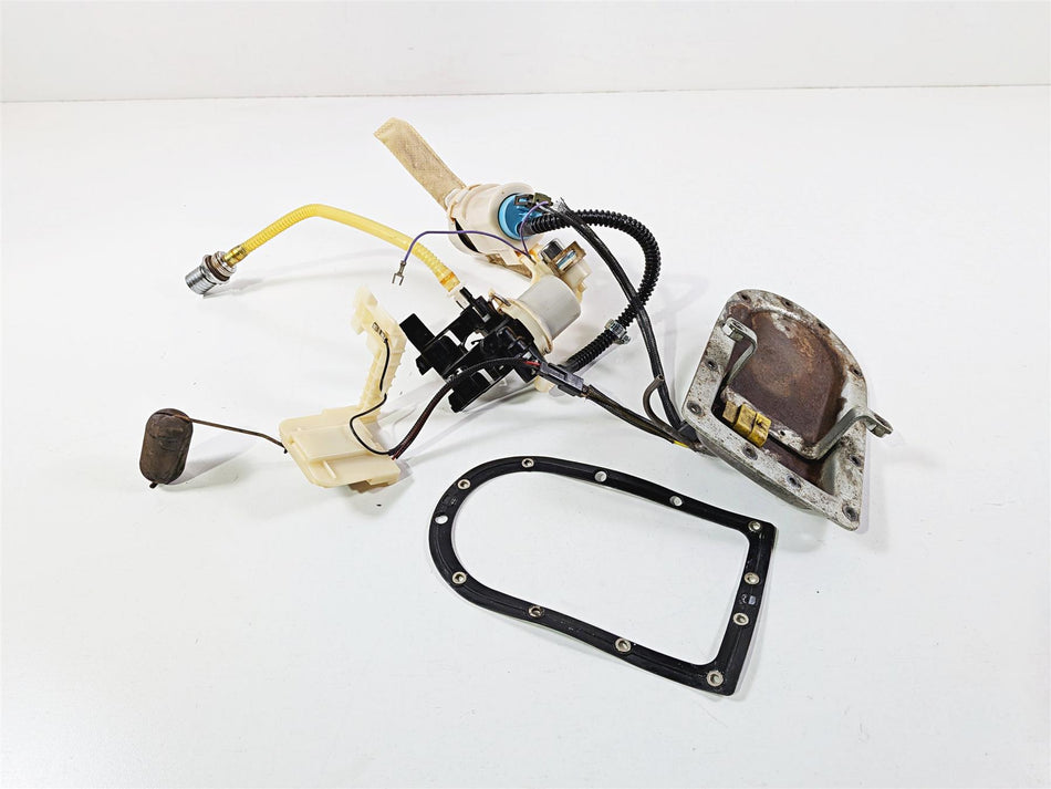 2011 Harley FXDF Dyna Fat Bob Fuel Gas Petrol Pump - Tested 75218-04D {{ shop.shopifyCountryName }} - Mototech271