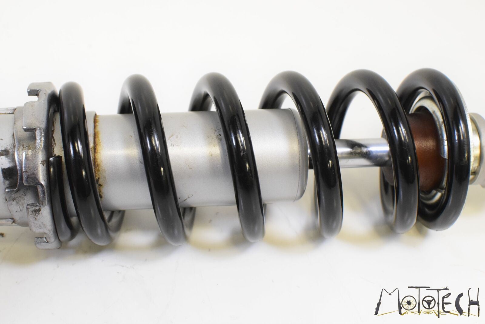 2016 Yamaha MT09 FZ09 Rear Suspension Damper Shock 1RC-22210-10-00 {{ shop.shopifyCountryName }} - Mototech271