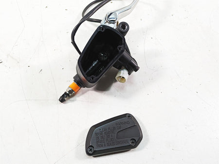 2014 Moto Guzzi California 1400 T Front Brake Master Cylinder 5/8" 887764 {{ shop.shopifyCountryName }} - Mototech271