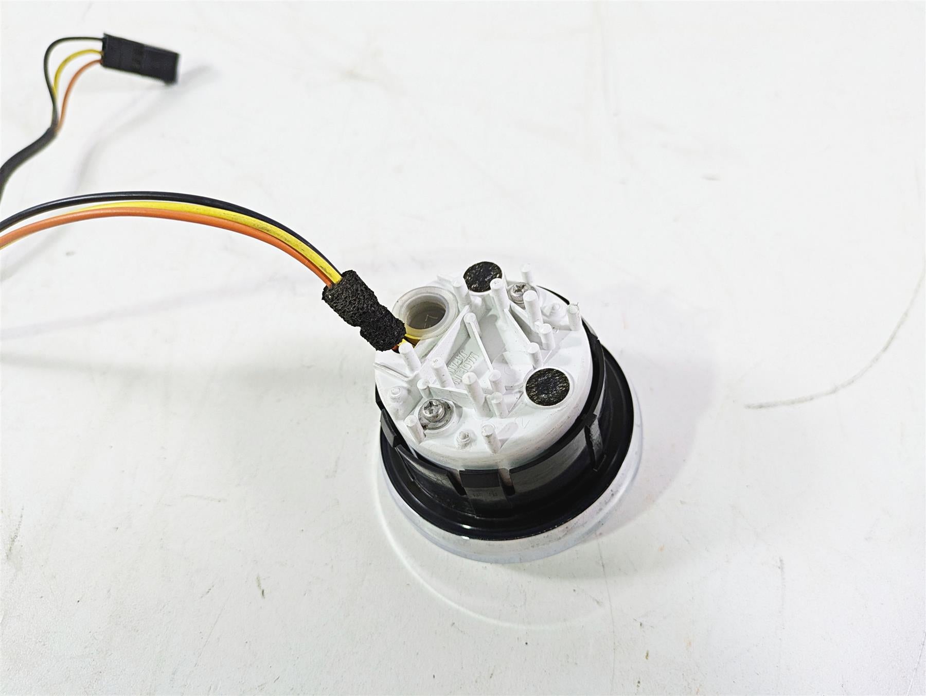 2008 Harley FLSTSB Cross Bones Fuel Gas Petrol Level Gauge 75241-08 {{ shop.shopifyCountryName }} - Mototech271