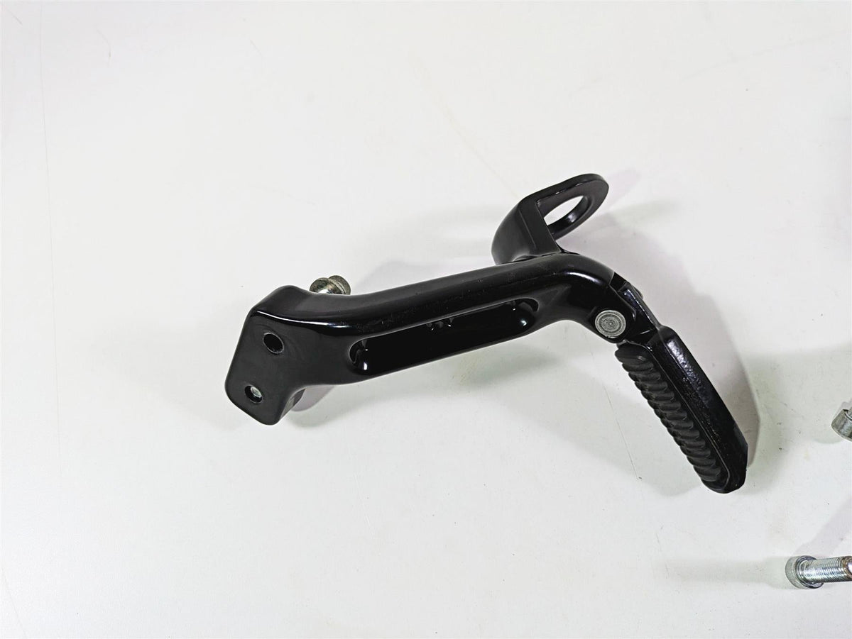 2009 Harley XR1200 Sportster Rear Passenger Foot Peg Rest Set 51049-08 51048-08 {{ shop.shopifyCountryName }} - Mototech271