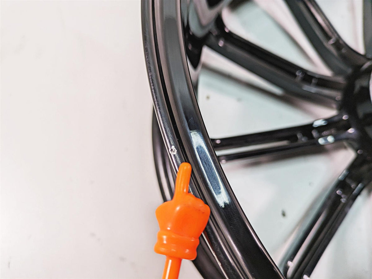2017 Mv Agusta Dragster 800 Straight Rear Wheel Rim 17x6 8000C0477 {{ shop.shopifyCountryName }} - Mototech271