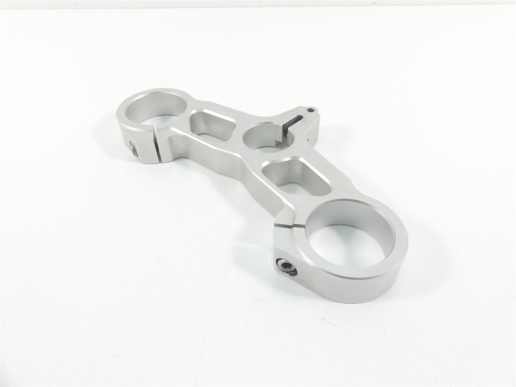 2004 Ducati 999 SBK Upper Triple Tree Steering Clamp 34110351A {{ shop.shopifyCountryName }} - Mototech271