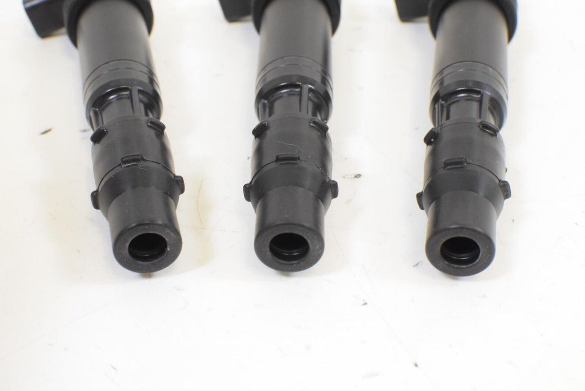 2018 Triumph Street Triple 765 RS Ignition Coils Coil SET T1291504 {{ shop.shopifyCountryName }} - Mototech271