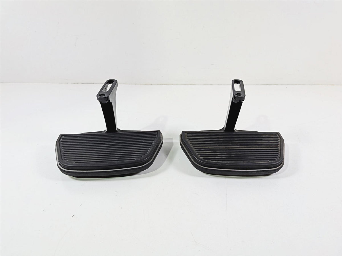 2014 Harley Touring FLHTK Electra Glide Rear Passenger Floor Board Set 52719-10-Mototech271