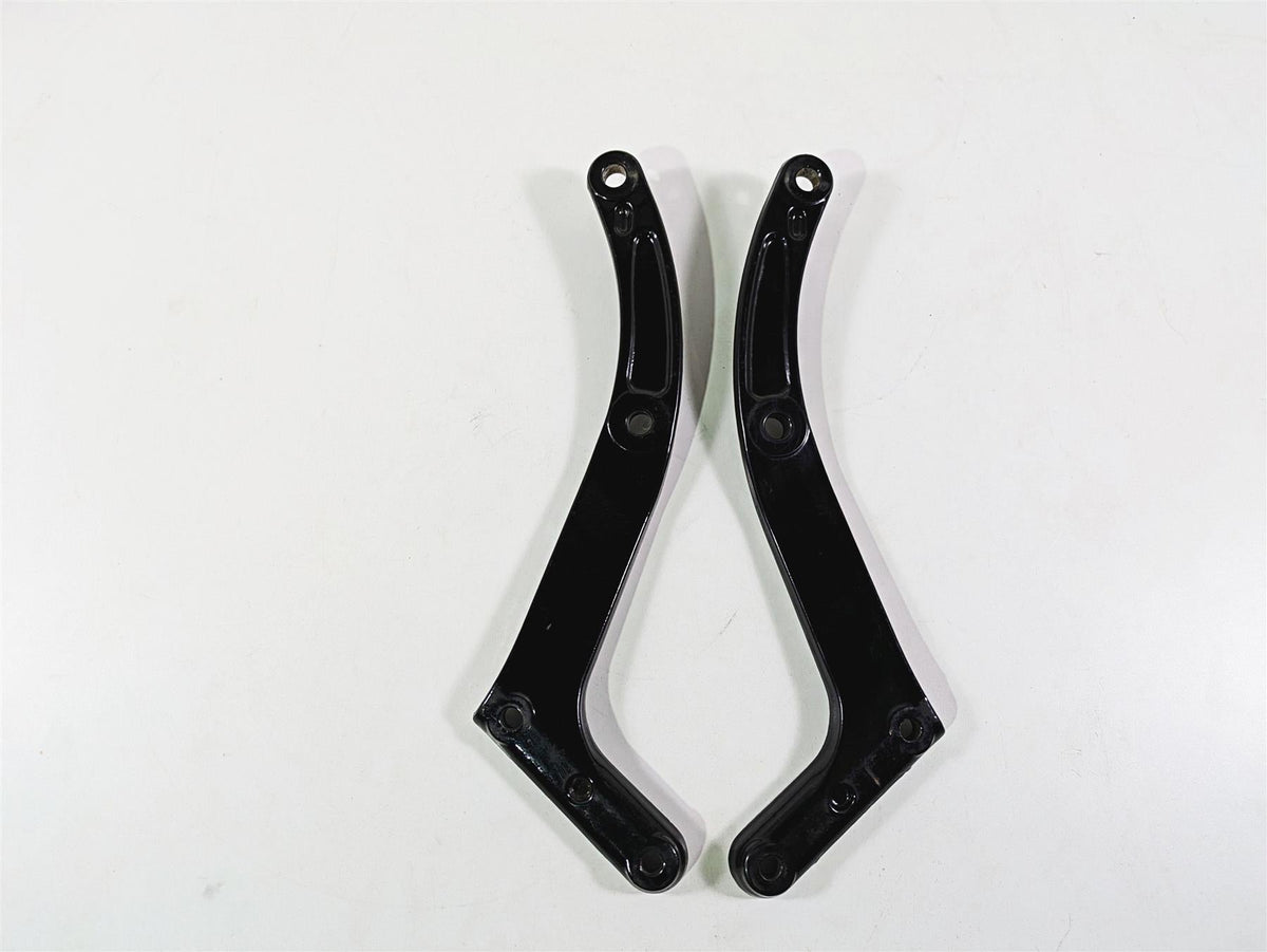 2009 Harley FLSTSB Cross Bones Rear Frame Fender Supports Struts 47813-08BHP {{ shop.shopifyCountryName }} - Mototech271