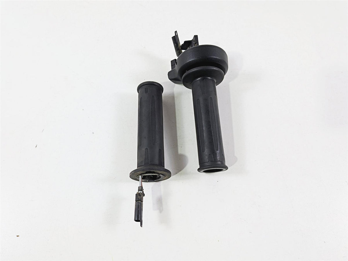 2023 BMW F850GS K81 Left Right Hand Heated Cruise Grip Set 61318552120 {{ shop.shopifyCountryName }} - Mototech271