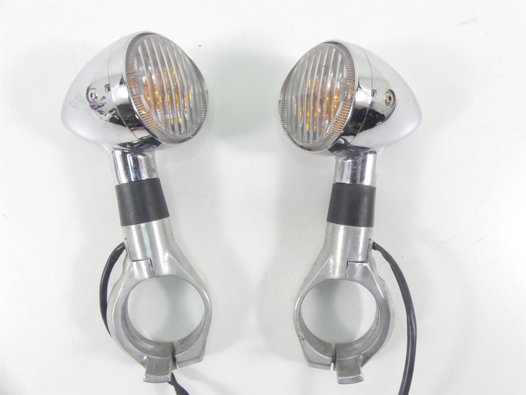2007 Honda VTX1800 T1 Front Chrome Blinker Turn Signal & Clamp Set 33400-MCV-R11 {{ shop.shopifyCountryName }} - Mototech271