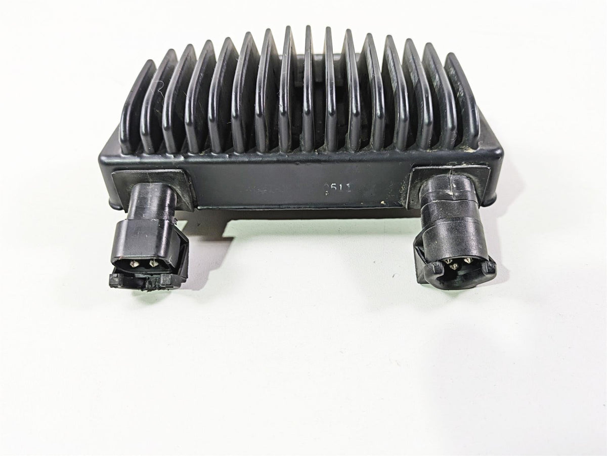 2011 Harley FXDC Dyna Super Glide Rectifier Voltage Regulator 74631-08A {{ shop.shopifyCountryName }} - Mototech271