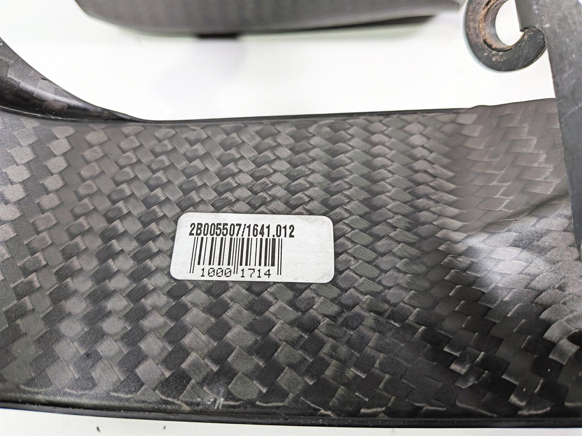 2018 Aprilia RSV4 RR Carbon Fiber Caliper Air Inlet 2B005507 2B005506 {{ shop.shopifyCountryName }} - Mototech271