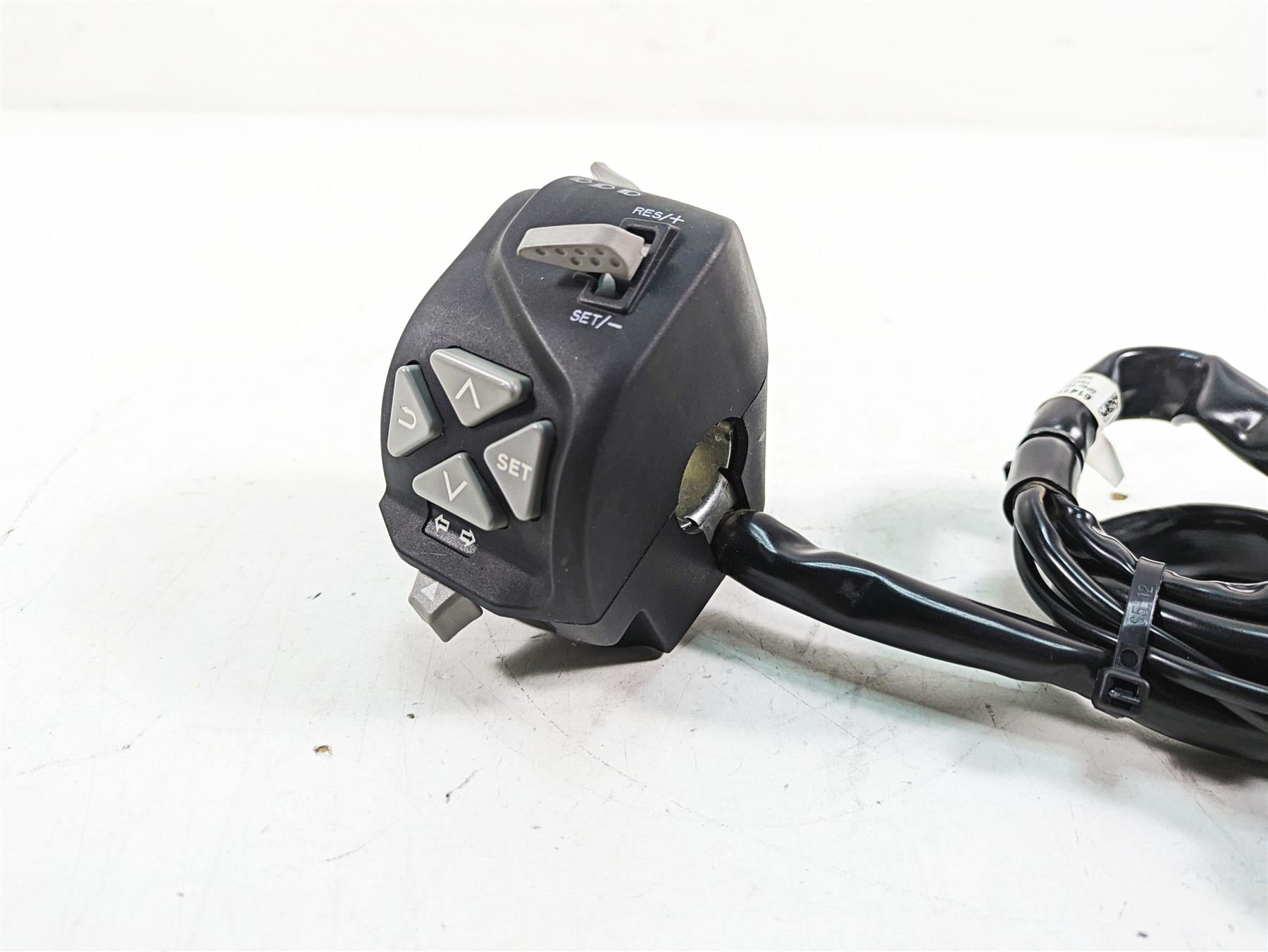 2020 KTM 1290 Super Adventure R Left Hand Turn Signal Control Switch 61411170100 {{ shop.shopifyCountryName }} - Mototech271