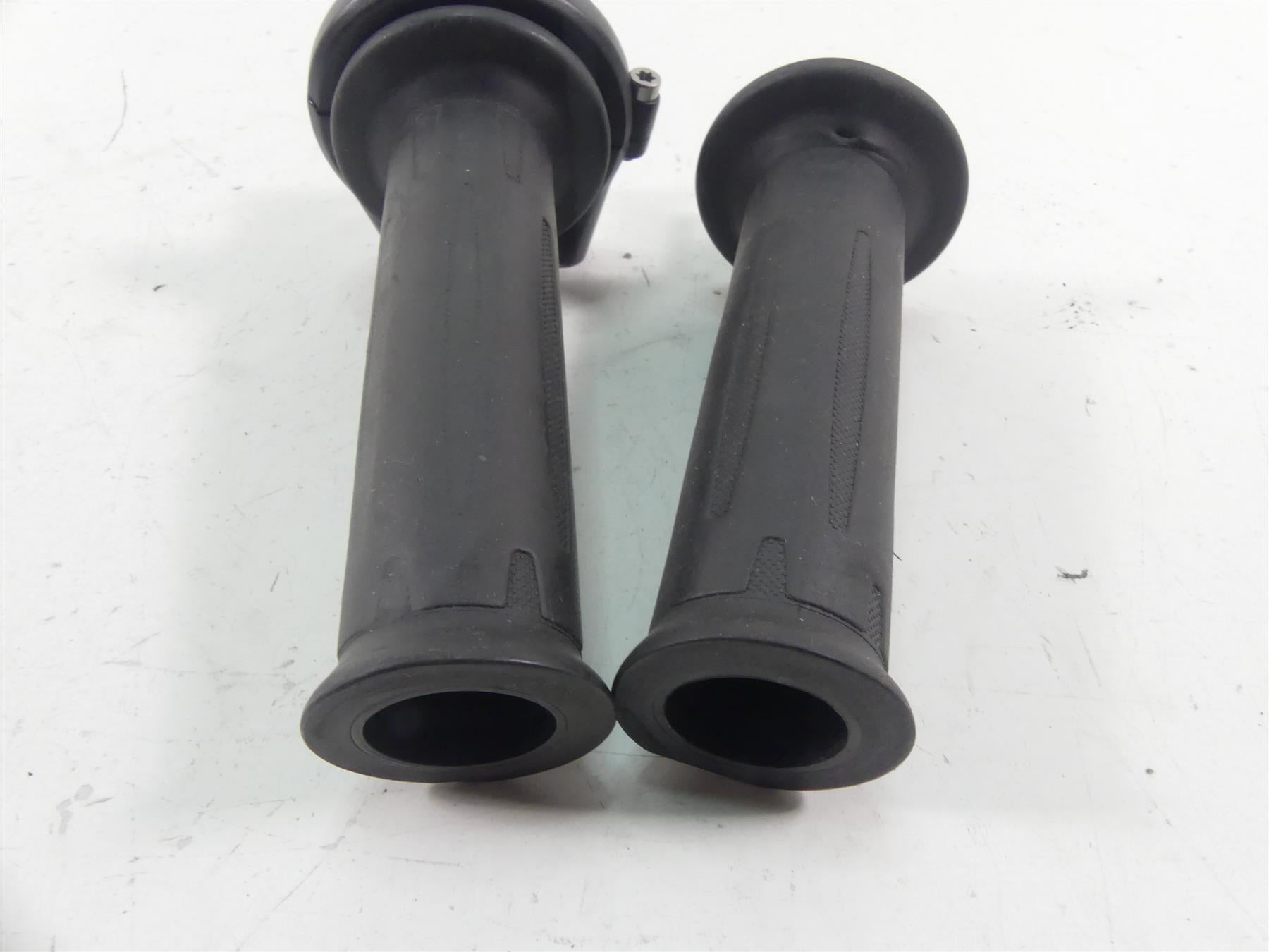 2012 BMW S1000RR K46 Left Right Hand Grip Set - Read 61317708219 61317708220 {{ shop.shopifyCountryName }} - Mototech271