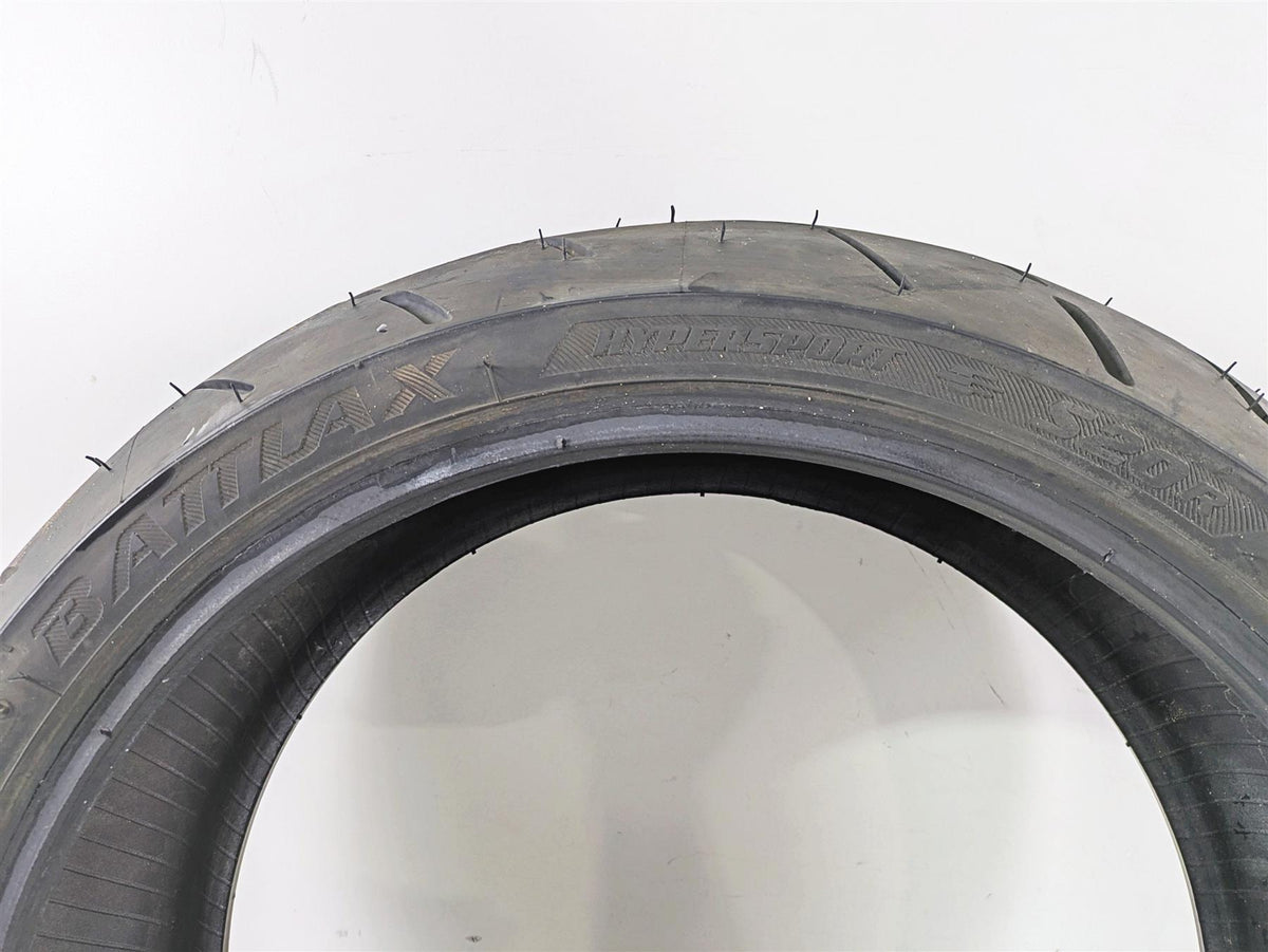 Used Rear Motorcycle Tire Bridgestone Battlax Hypersport S20 R 190/50ZR17 49miles Only {{ shop.shopifyCountryName }} - Mototech271