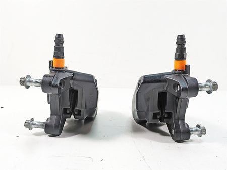 2013 Harley Touring FLHX Street Glide Nice Front Brake Caliper Set 43027-08 {{ shop.shopifyCountryName }} - Mototech271