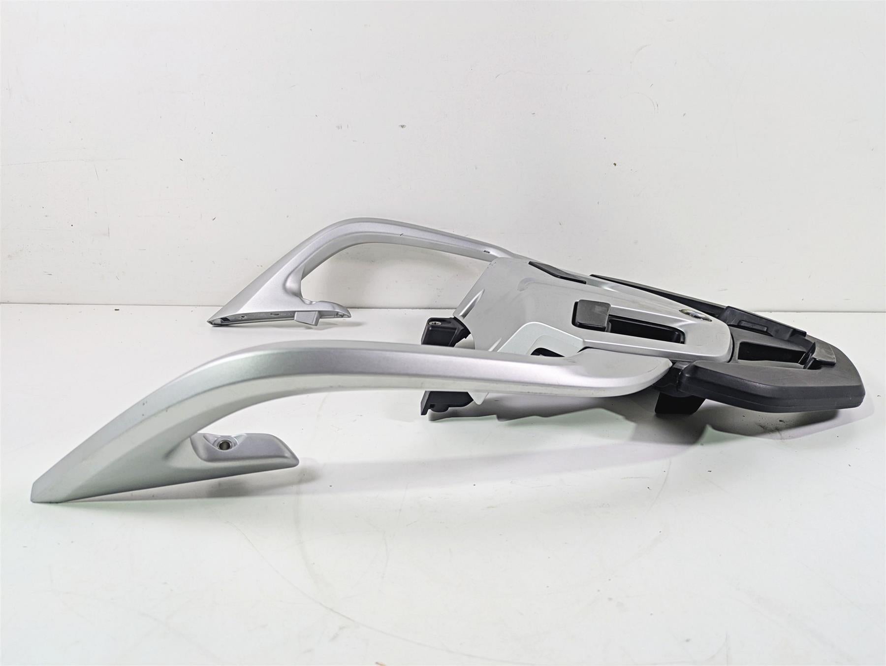 2016 BMW R1200RT K52 Rear Luggage Rack Grab Rail Bar 46548520650 {{ shop.shopifyCountryName }} - Mototech271