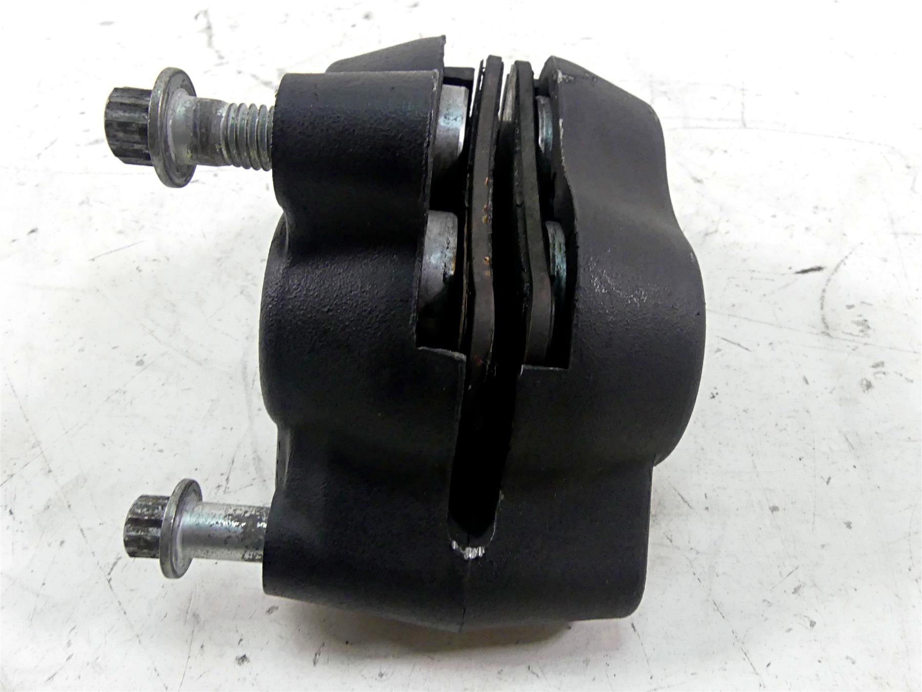 2011 Harley Softail FLSTF Fat Boy Front Brake Caliper 46356-11 {{ shop.shopifyCountryName }} - Mototech271